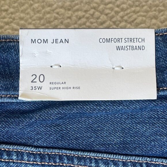 NWT American Eagle Women's Carpenter Mom Jeans Size 20 35W AE Super High Rise - Picture 7 of 9